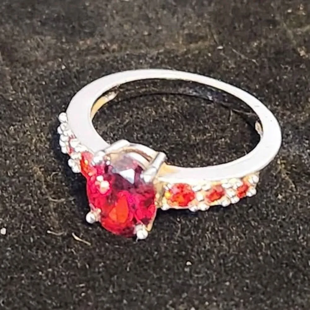Sterling Silver 925 Ring, Garnet Center Stone, Size 6.5-7
